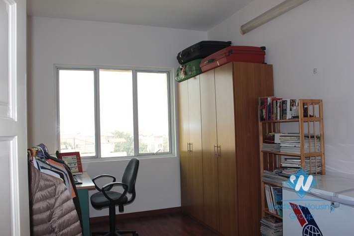 Apartment with 4 bedrooms available for lease in Ciputra, Tay Ho, Hanoi